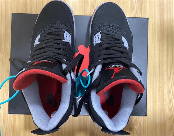 Air Jordan 4 Retro OG 'Bred' 2019 photo review