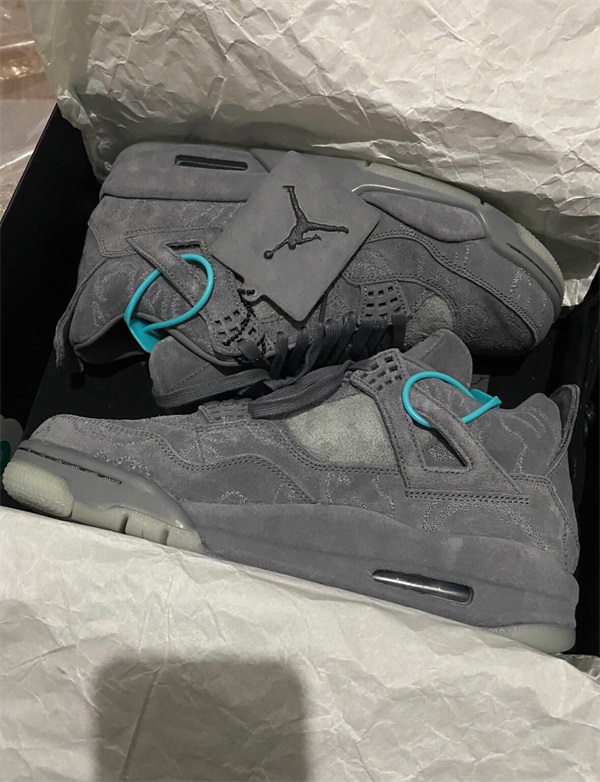 Air Jordan 4 Retro 'Cool Grey' 2019 photo review